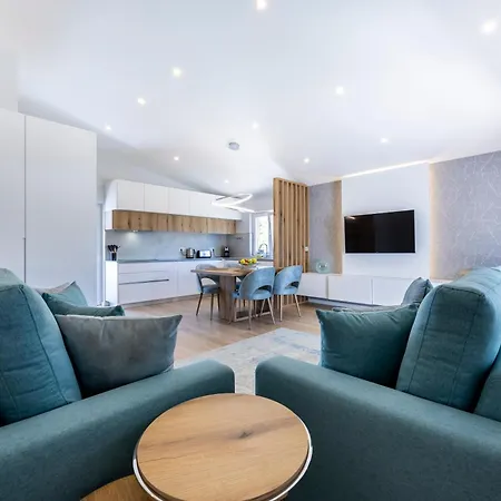 Martina Ciana Praia Da Luz